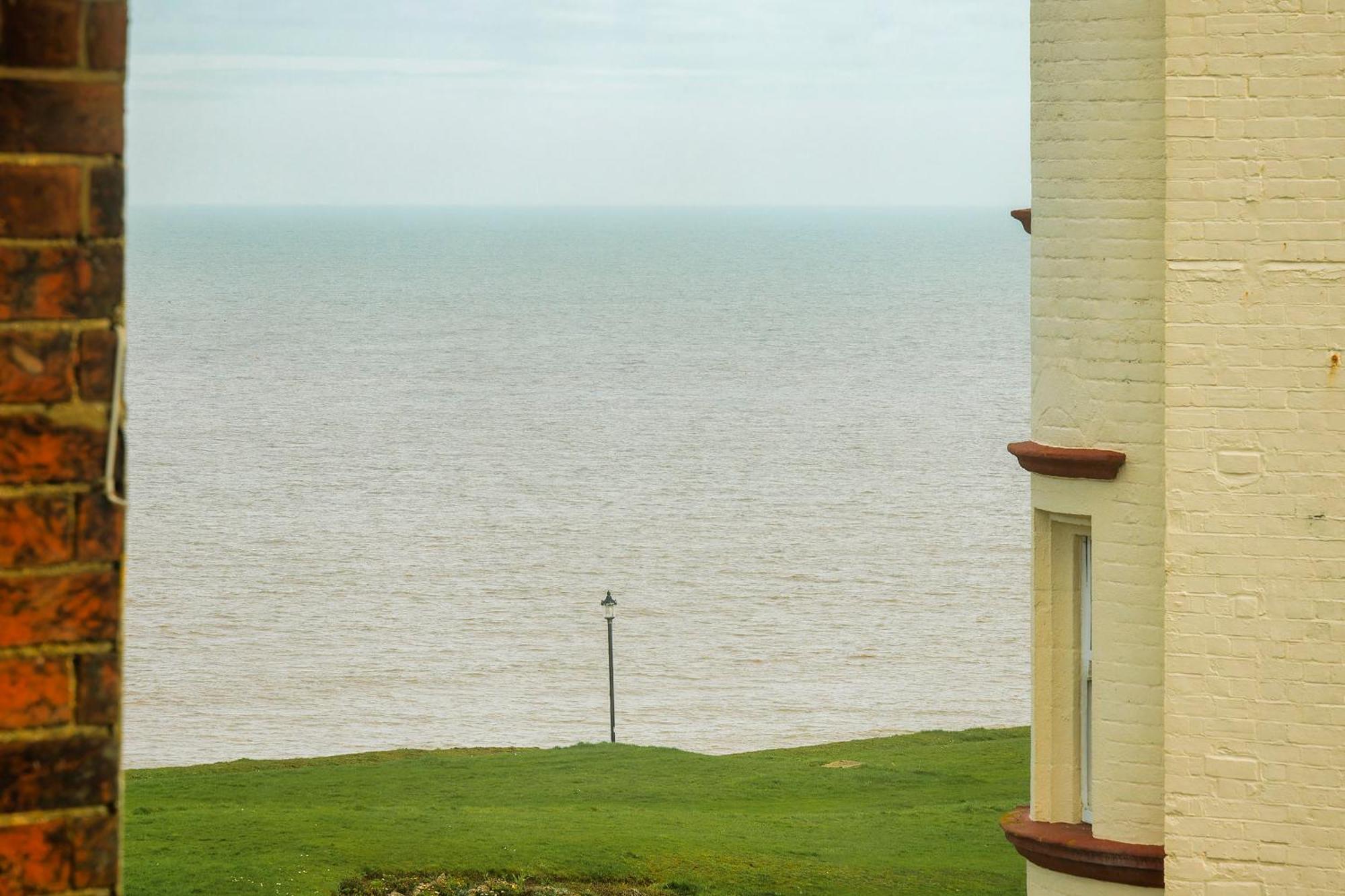 Sandcliff Guest House Cromer Exterior photo