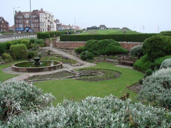 Sandcliff Guest House Cromer Exterior photo